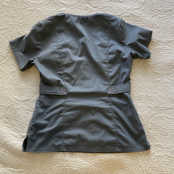 Scrubs - Picture 2 of 3